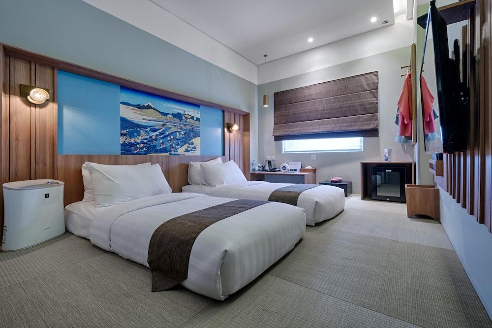 Kuretakeso Kemang Hotel Jakarta Buitenkant foto
