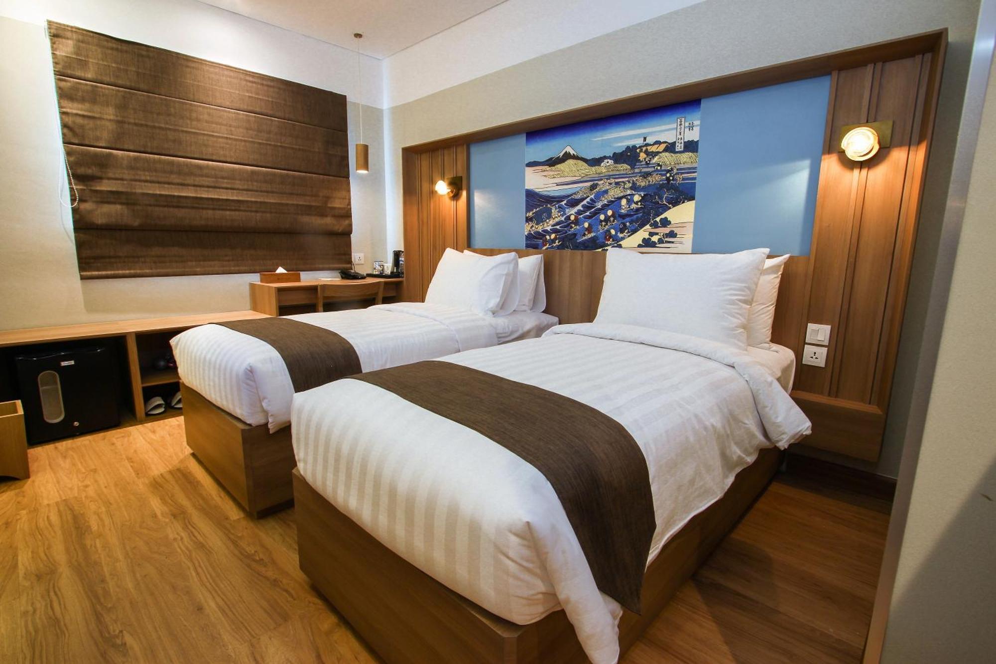 Kuretakeso Kemang Hotel Jakarta Buitenkant foto