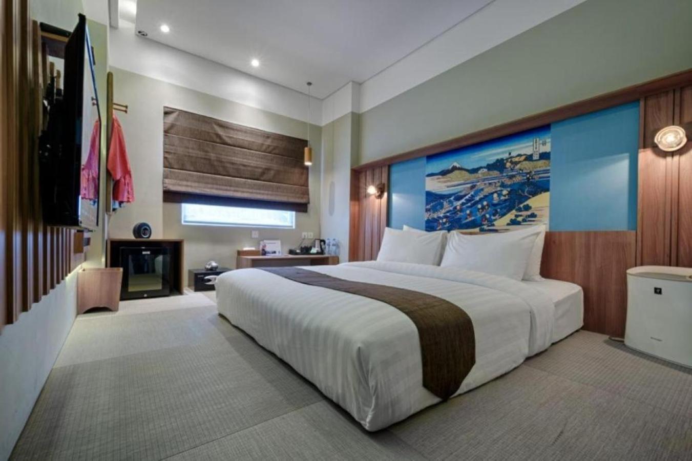 Kuretakeso Kemang Hotel Jakarta Buitenkant foto