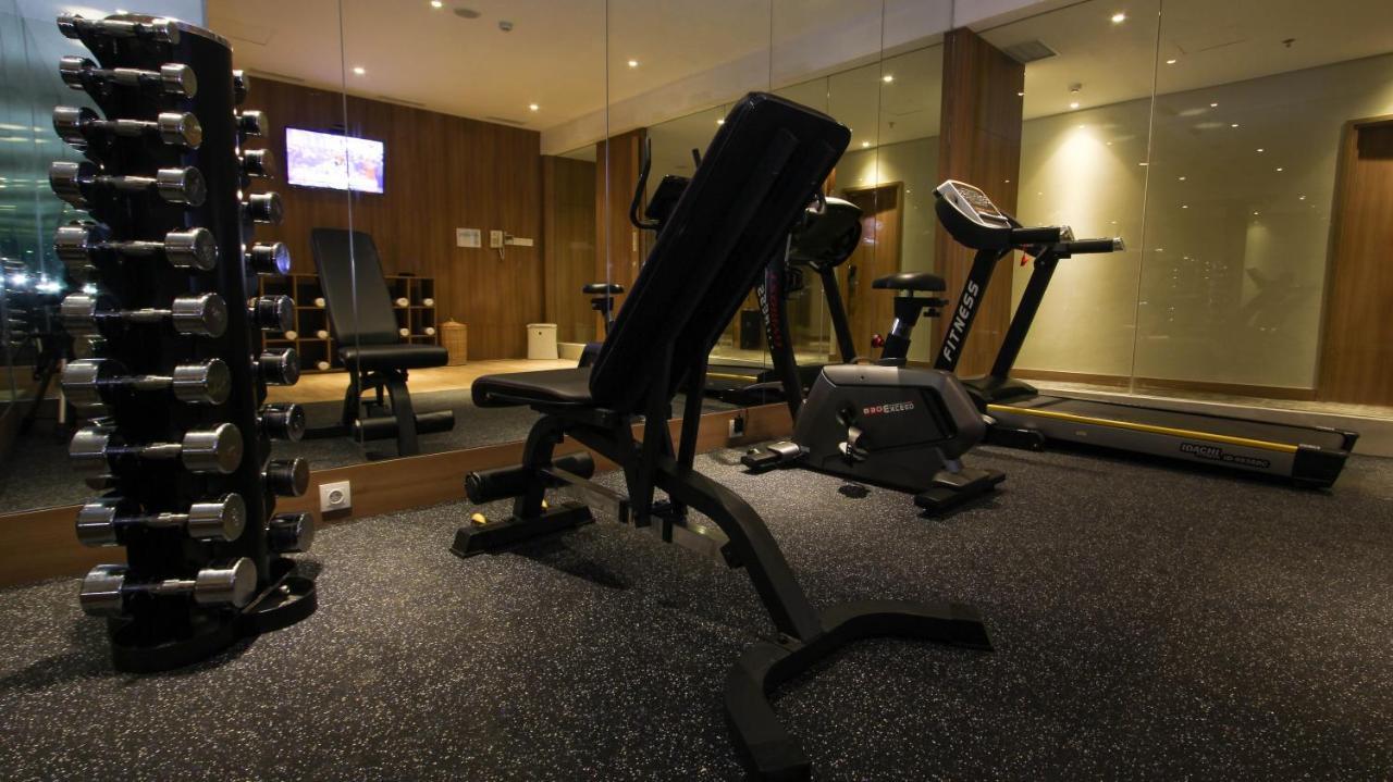Kuretakeso Kemang Hotel Jakarta Buitenkant foto