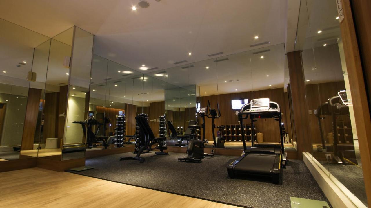 Kuretakeso Kemang Hotel Jakarta Buitenkant foto