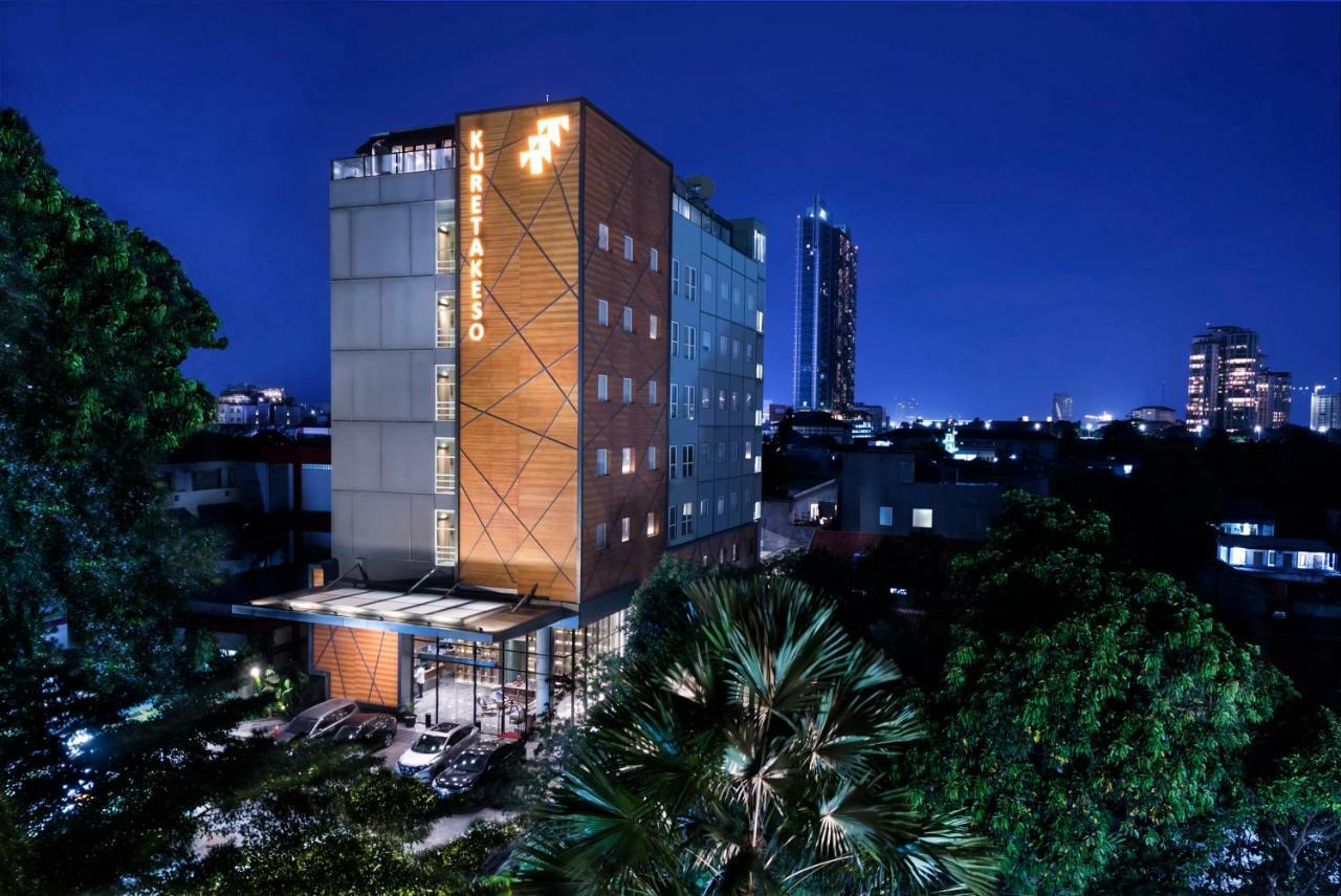 Kuretakeso Kemang Hotel Jakarta Buitenkant foto