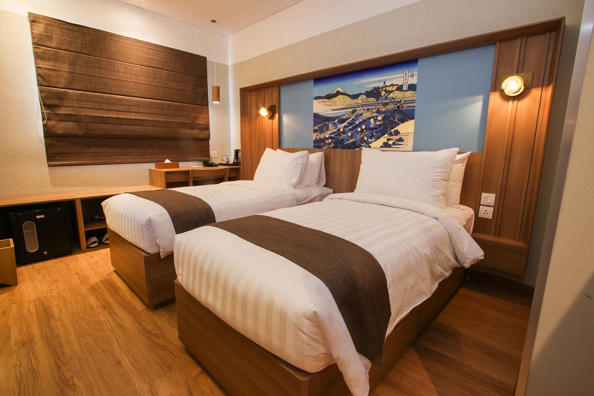 Kuretakeso Kemang Hotel Jakarta Buitenkant foto